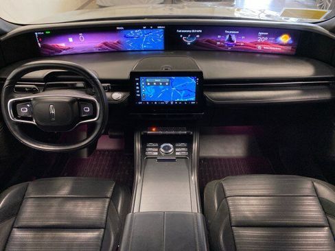 Used 2024 Lincoln Nautilus Reserve w/ Jet Appearance Package (87T) image 10