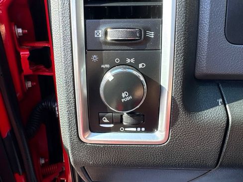 Used 2016 RAM 1500 Big Horn AWD/4WD image 16