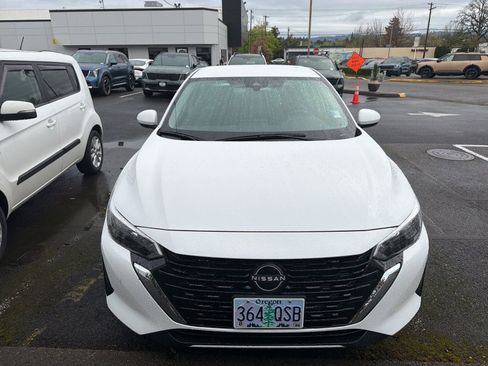 Used 2025 Nissan Sentra S image 2