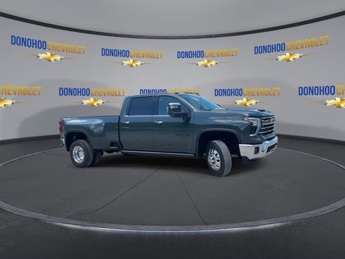 New 2026 Chevrolet Silverado 3500 LTZ w/ LTZ Plus Package AWD/4WD image 5