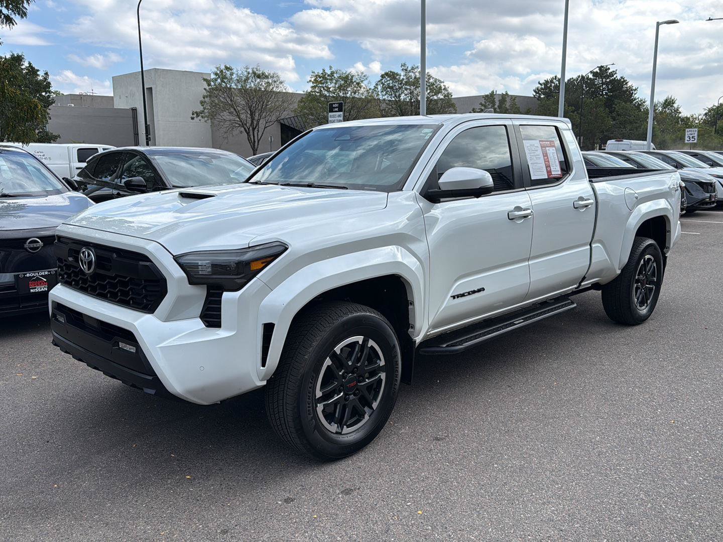Used 2024 Toyota Tacoma TRD Sport w/ TRD Sport Premium Package AWD/4WD image 4
