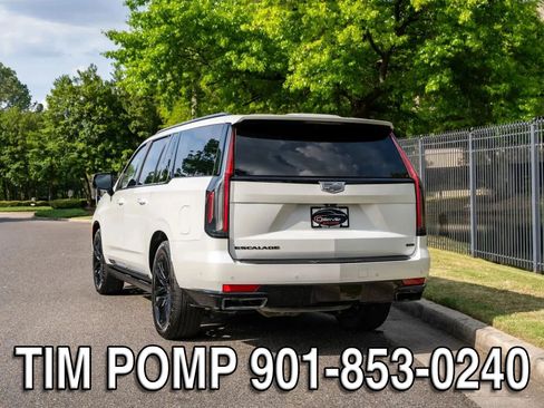 Used 2023 Cadillac Escalade ESV Sport Platinum w/ Heavy-Duty Trailer Package AWD/4WD image 7