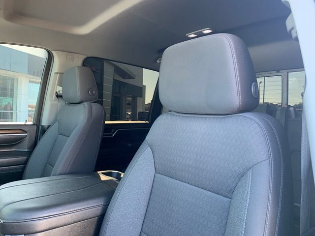 Certified 2025 Chevrolet Silverado 3500 LT w/ Safety Package AWD/4WD image 21