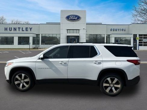 Used 2019 Chevrolet Traverse LT w/ LT Premium Package FWD image 6
