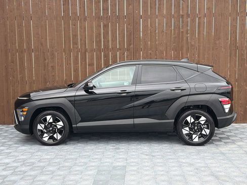 Used 2025 Hyundai Kona SEL FWD image 13