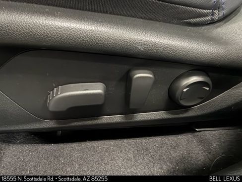Used 2025 Subaru Forester Limited AWD/4WD image 17