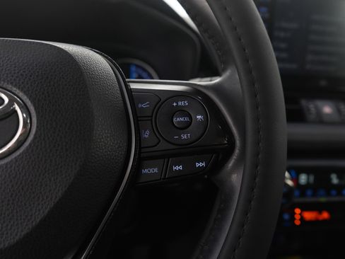 Used 2020 Toyota RAV4 Limited image 30