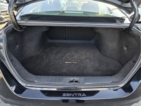 Used 2021 Nissan Sentra SV image 8