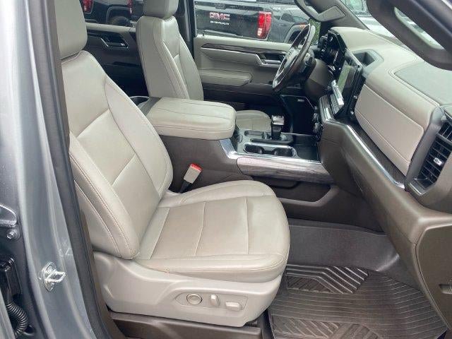 Used 2023 Chevrolet Silverado 1500 LTZ AWD/4WD image 30
