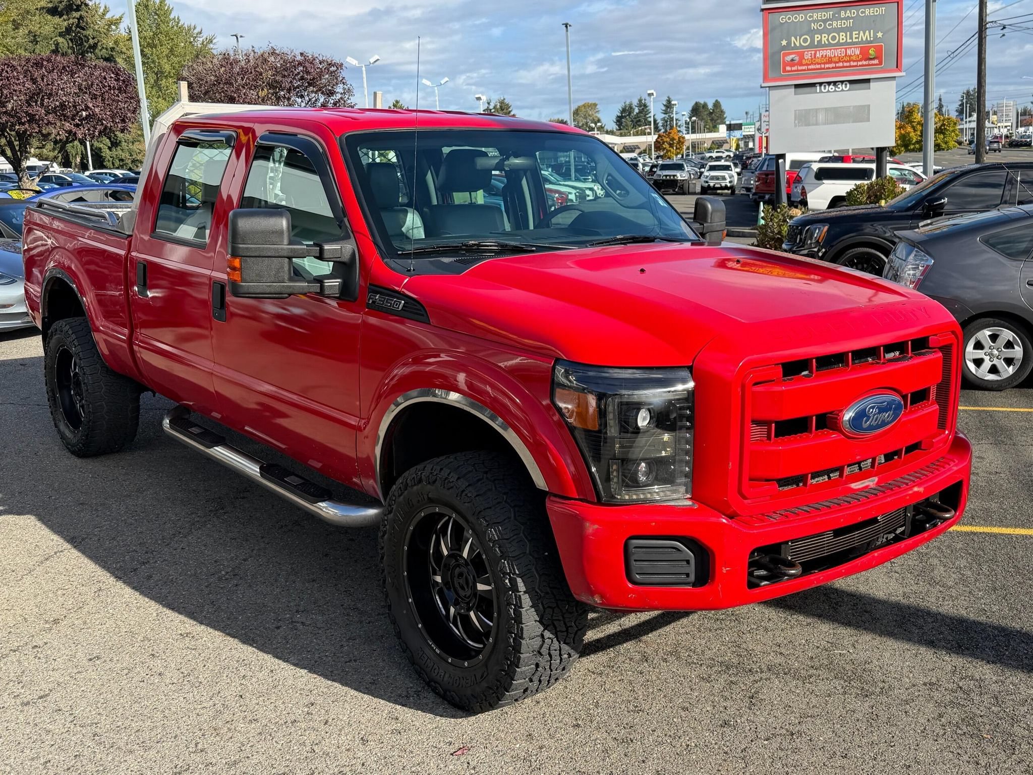 Used 2012 Ford F350 XL w/ Heavy Service Suspension Pkg AWD/4WD image 8