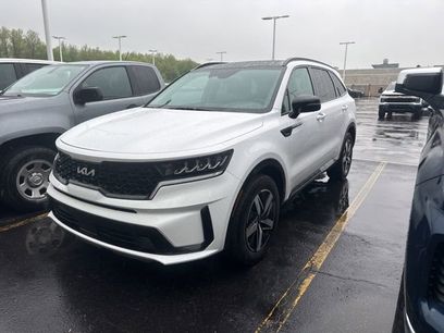 Used 2023 Kia Sorento EX w/ Panoramic Sunroof Package