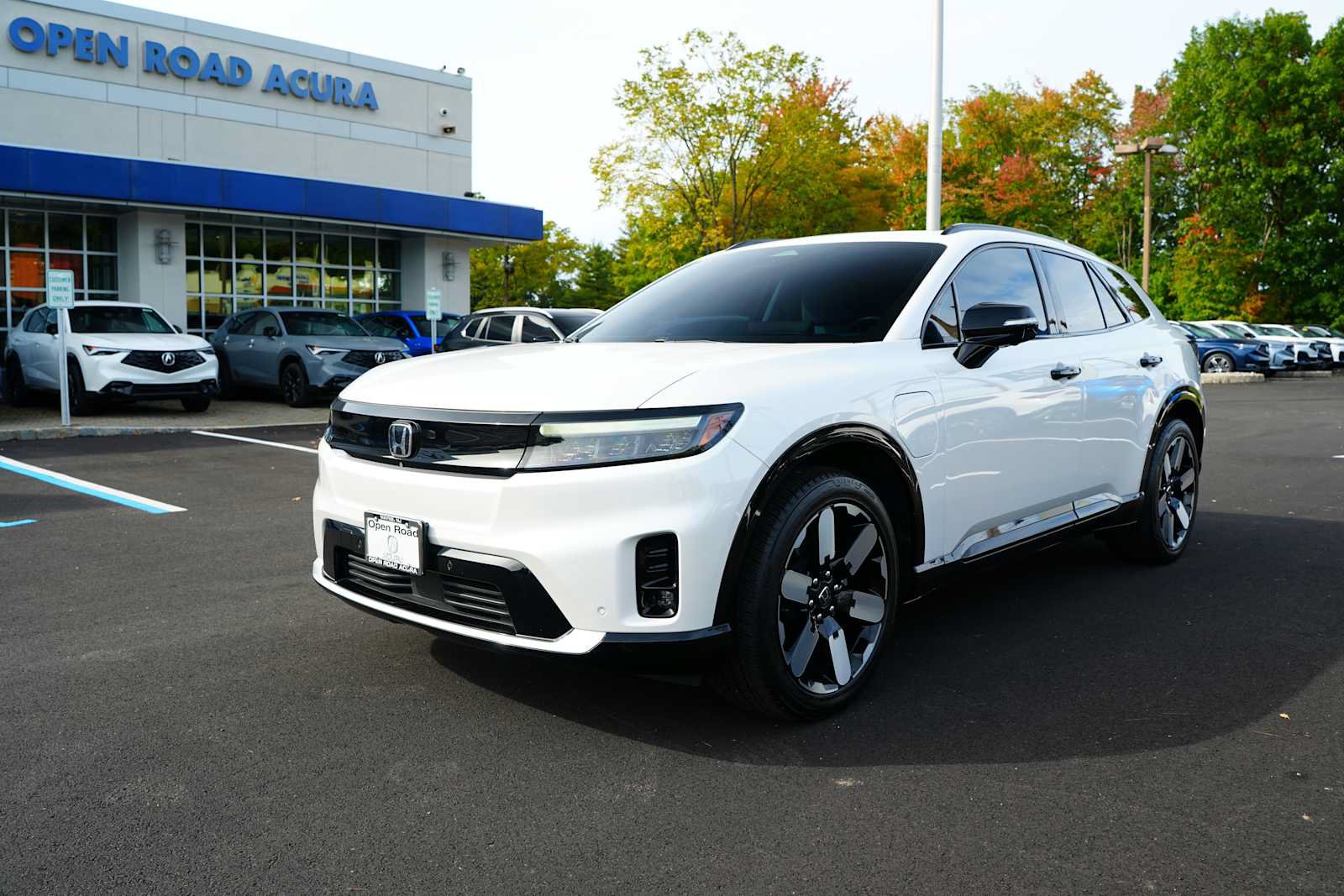 Used 2025 Honda Prologue Elite image 3