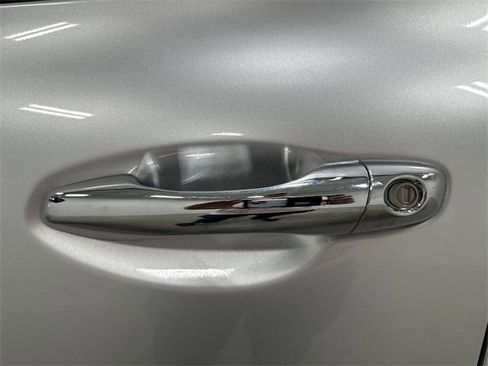 Used 2018 Kia Sorento L image 13