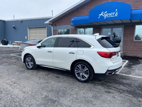 Used 2018 Acura MDX w/ Technology & Entertainment image 4