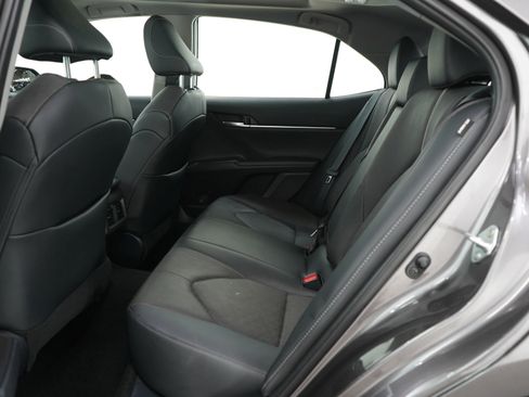 Used 2023 Toyota Camry XSE image 14