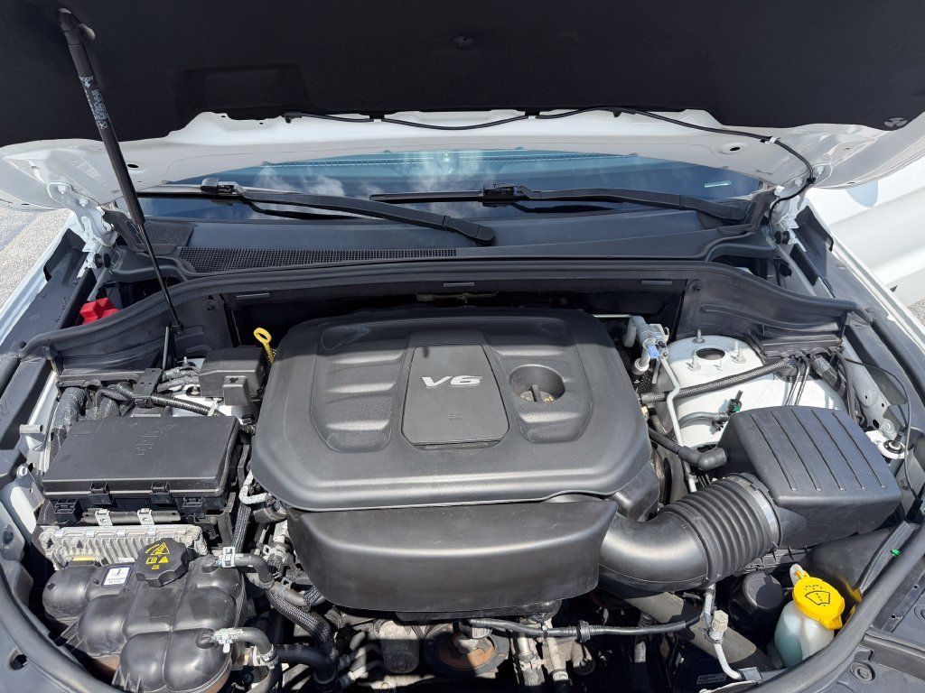 Used 2019 Jeep Grand Cherokee Altitude RWD image 14