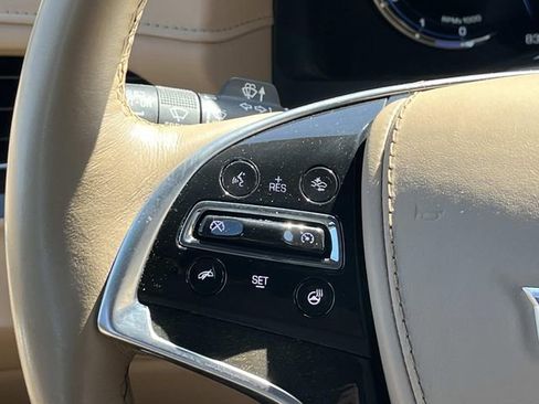 Used 2018 Cadillac Escalade ESV Platinum image 19