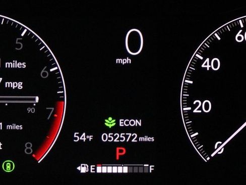 Used 2023 Honda HR-V Sport image 25