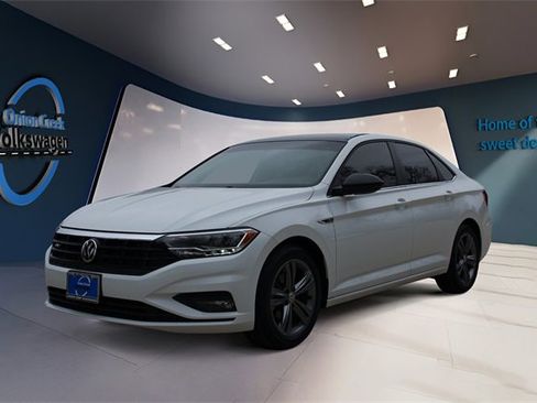 Used 2020 Volkswagen Jetta R-Line w/ R-Line Cold Weather Package image 8