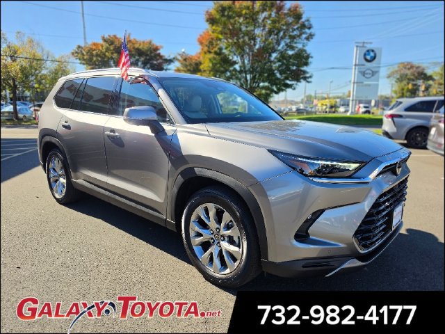 Used 2026 Toyota Grand Highlander AWD image 1