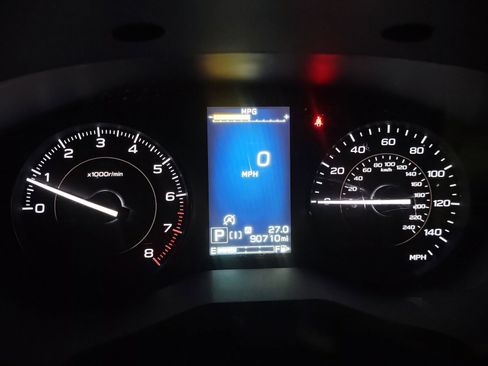 Used 2020 Subaru Crosstrek 2.0i Premium w/ Moonroof Package 2 image 18