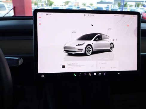 Used 2023 Tesla Model 3 Standard Range RWD image 21