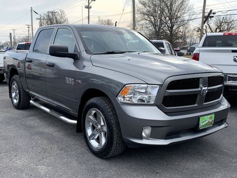 Used 2013 RAM 1500 Express AWD/4WD image 7