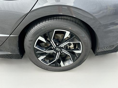 Used 2025 Hyundai Sonata SEL FWD image 11