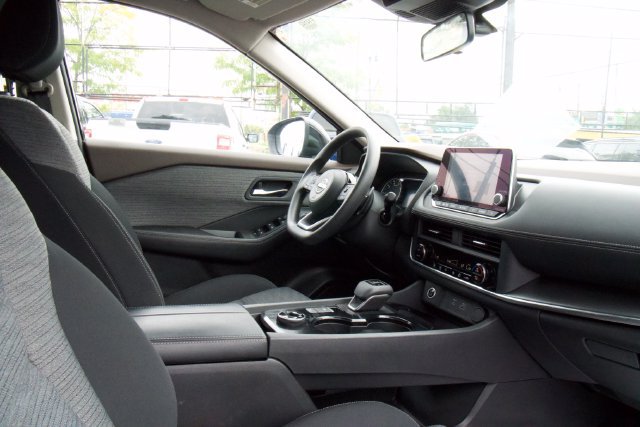 Used 2023 Nissan Rogue SV AWD/4WD image 27