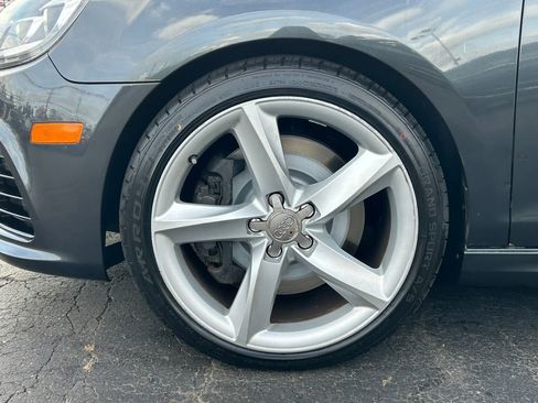 Used 2012 Volkswagen Golf R R image 10