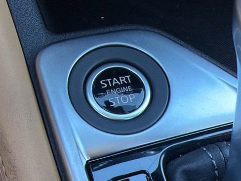 New 2025 Nissan Sentra SV w/ SV Premium Package image 17