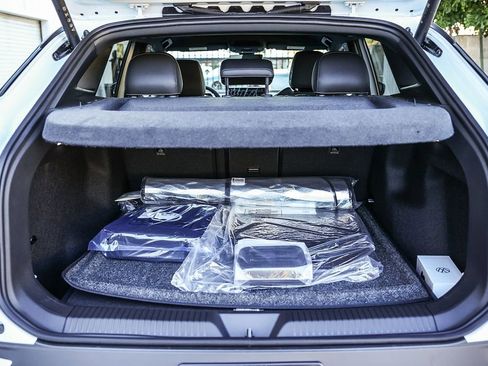 New 2026 Volkswagen ID.4 Pro S image 18