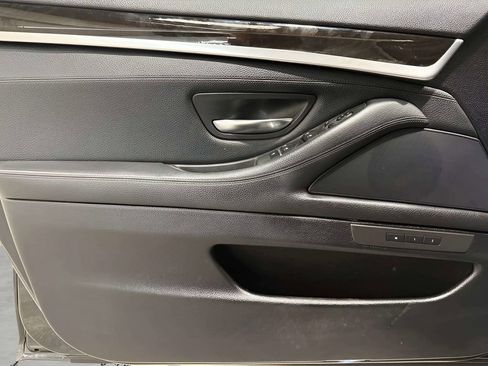 Used 2011 BMW 528i Sedan RWD image 18