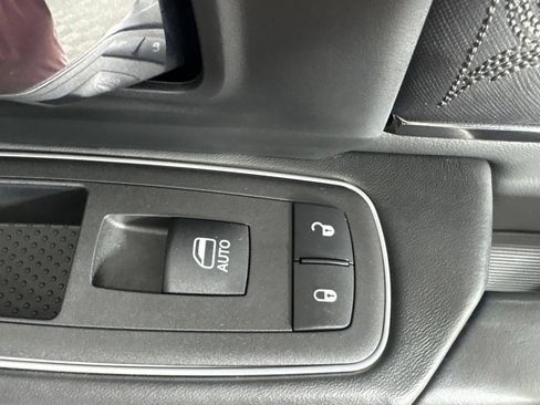Used 2024 RAM 2500 Limited AWD/4WD image 47