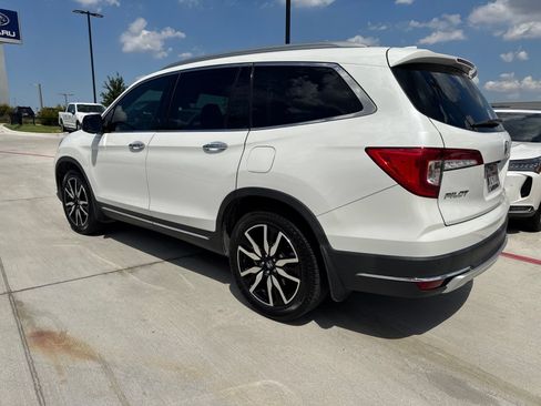 Used 2021 Honda Pilot Touring image 6