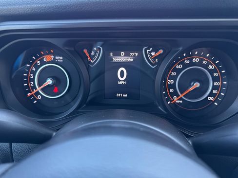 Used 2024 Jeep Wrangler Unlimited Sport AWD/4WD image 30