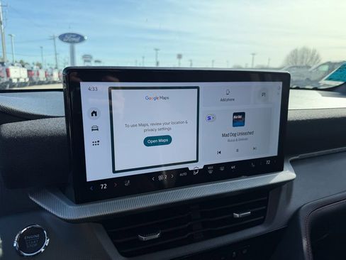 Certified 2025 Ford Explorer ST-Line w/ ST-Line Street Pack image 21