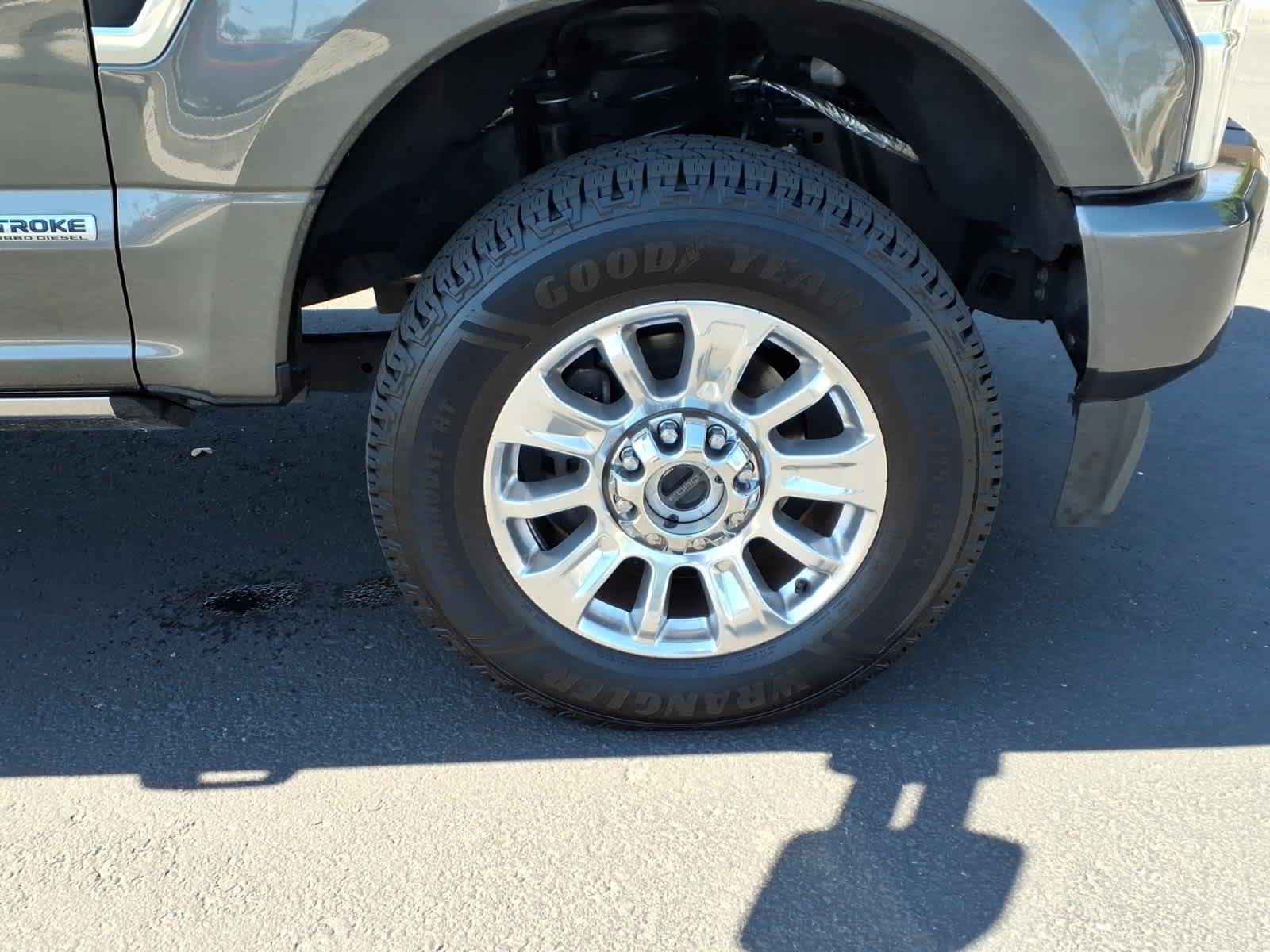 Used 2020 Ford F350 Limited AWD/4WD image 12