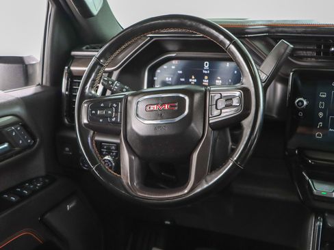 Used 2024 GMC Sierra 2500 AT4 w/ AT4 Premium Plus Package image 13