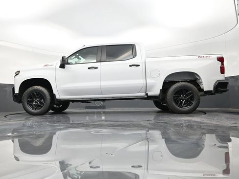 Used 2022 Chevrolet Silverado 1500 LT Trail Boss w/ Safety Package AWD/4WD image 22
