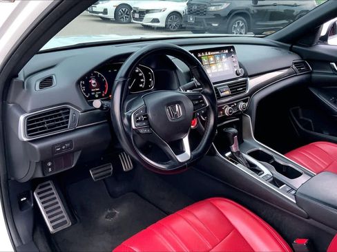 Used 2018 Honda Accord Sport image 17