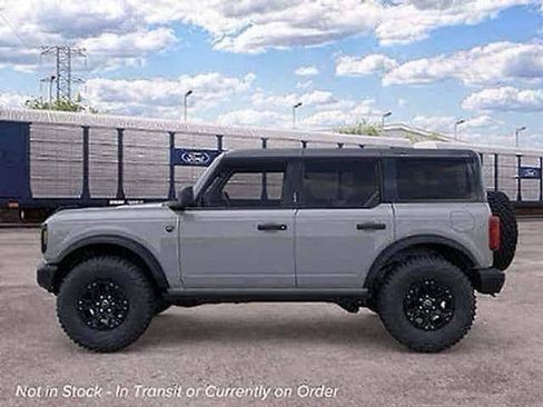 New 2026 Ford Bronco Big Bend w/ Black Diamond Package AWD/4WD image 2