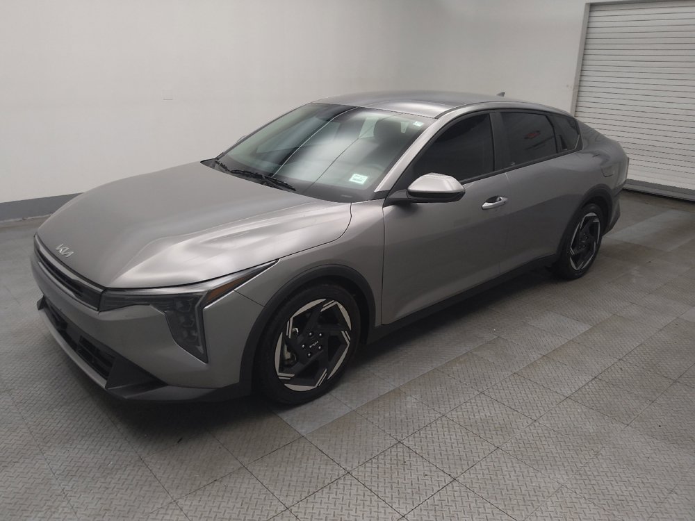 Used 2025 Kia K4 EX FWD image 2
