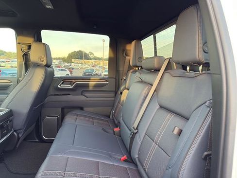 New 2026 Chevrolet Silverado 2500 High Country w/ High Country Premium Package AWD/4WD image 12