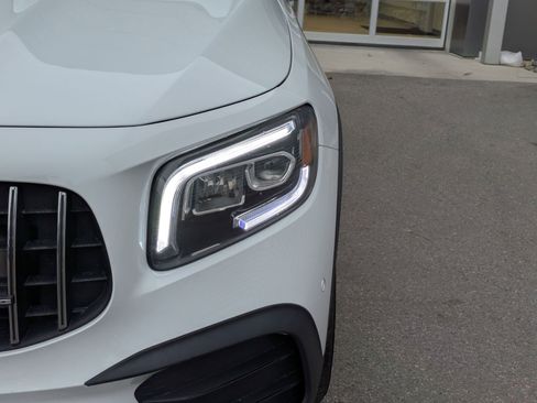 Used 2022 Mercedes-Benz GLB 35 AMG 4MATIC image 10