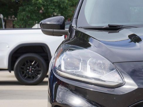 Used 2020 Ford Escape SE Sport FWD image 9