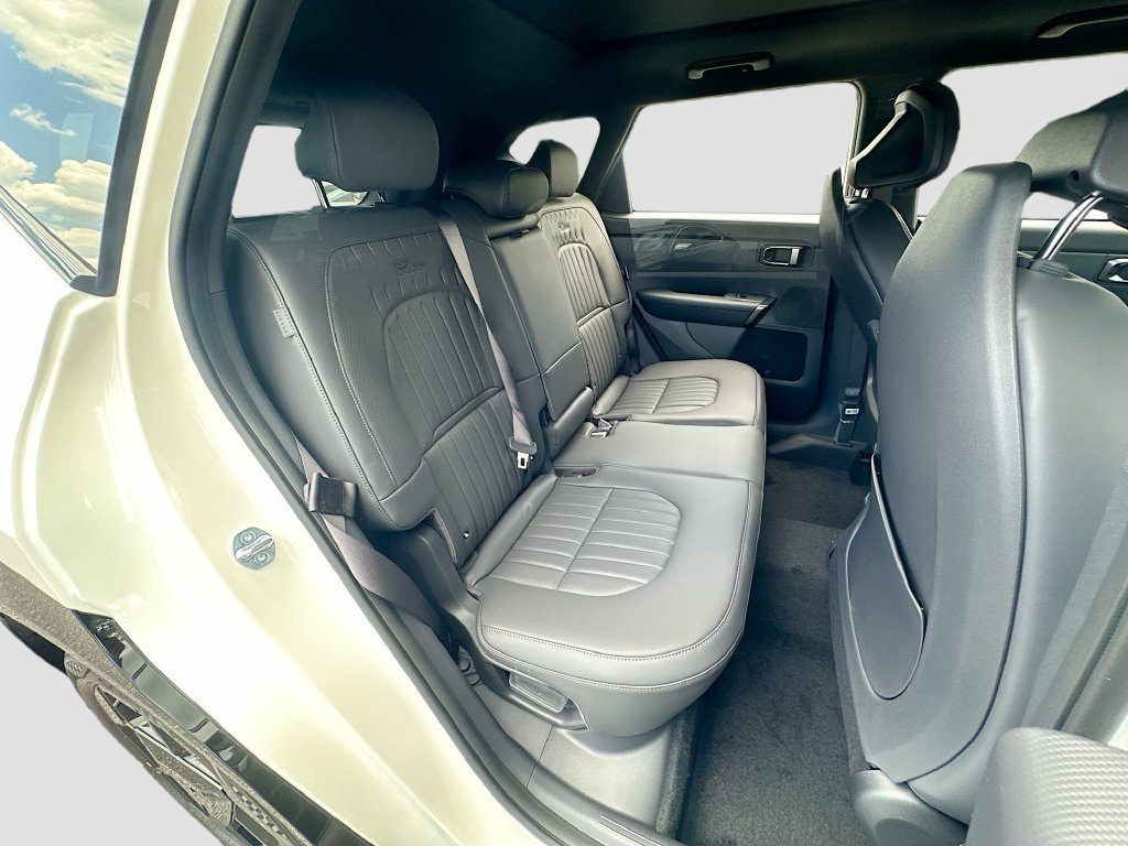 New 2027 Kia Seltos X-Line S w/ X-Line S Premium Package AWD/4WD image 26