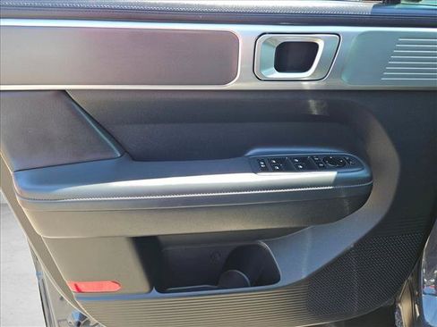 Certified 2025 Hyundai Santa Fe SEL FWD image 13