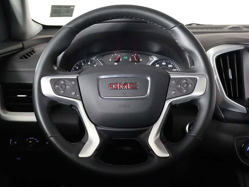 Used 2023 GMC Terrain SLT image 40