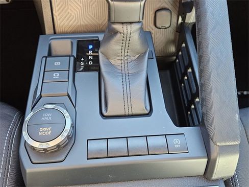 Used 2025 Toyota Tacoma TRD Sport image 21